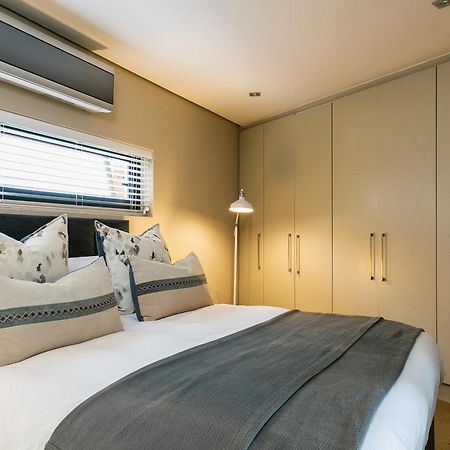 Lions Eye Luxury Apartments Cape Town Room photo