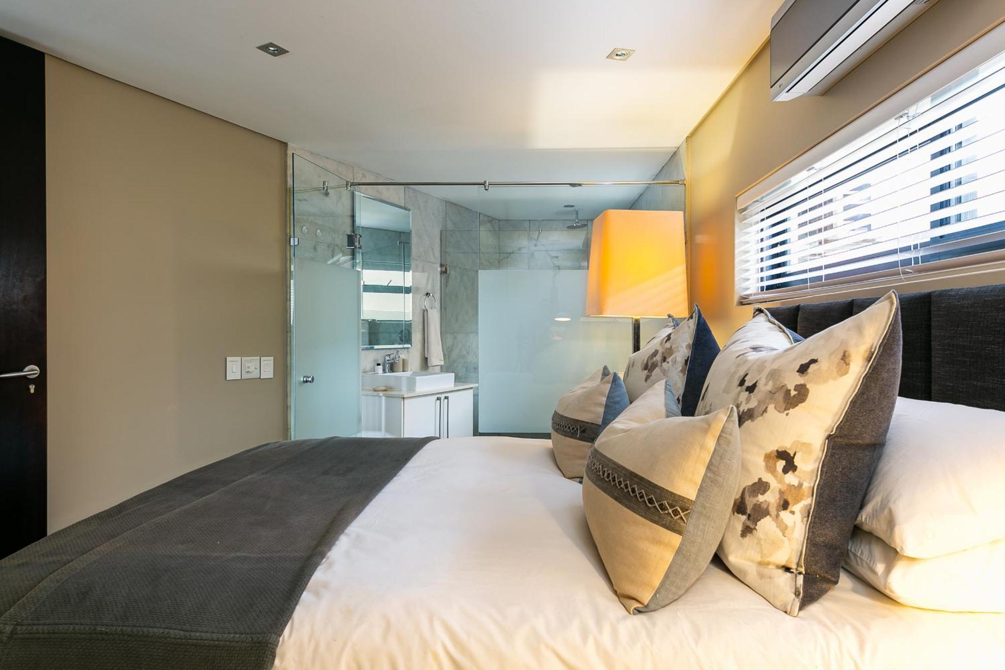 Lions Eye Luxury Apartments Cape Town Room photo